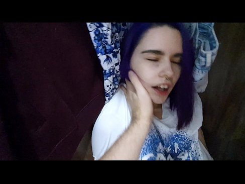 ❤️ Trovis mian fratinon en la ŝranko kaj helpis ŝin kumi ❤️❌ Malĉasuloj ĉe ni